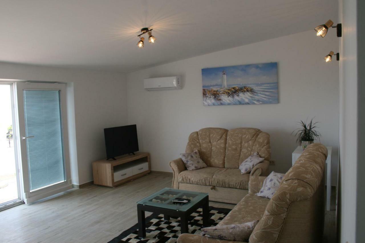 Apartment Aria Banjol Exterior photo